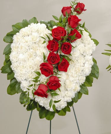 Classic Heart Shaped Wreath Evansville Funeral Flowers